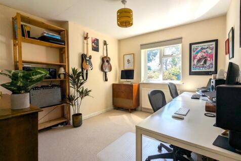 Office - bed 4 (1).jpg