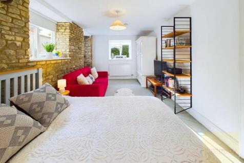 Annexe Lounge / Living Room