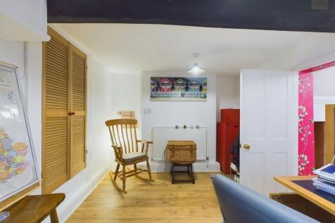 Reception / Bedroom 5
