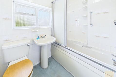 Bathroom 1st Floor