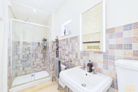 Guest En-Suite