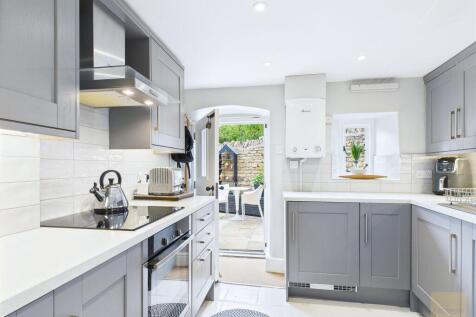 Summer Kitchen / Utility Room