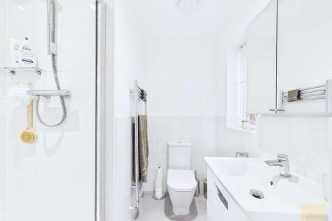 Bedroom 2 En-Suite