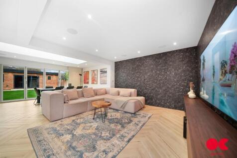 Photo 11-11-2025, 13 55 00.jpg