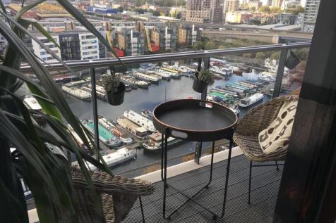 balcony.jpg
