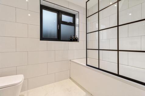 9 Maytree Close-018.jpg