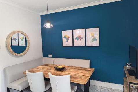 09_Dining_Room_3.jpeg