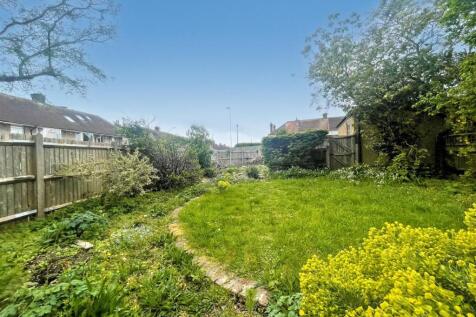 Rear Garden2.jpg