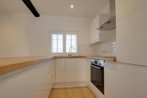 Open Plan Lounge Kitchen