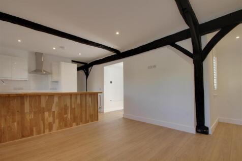 Open Plan Lounge Kitchen