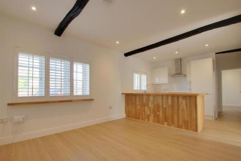 Open Plan Lounge Kitchen