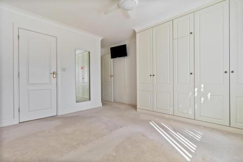 5a Tamarisk Way_009.JPG