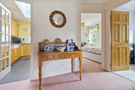 12 Hangleton Way-013.JPG