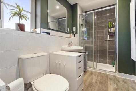 7 Acacia Avenue_012.JPG