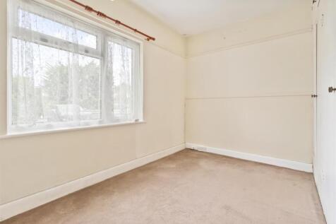 16 Upper West Drive-006.JPG