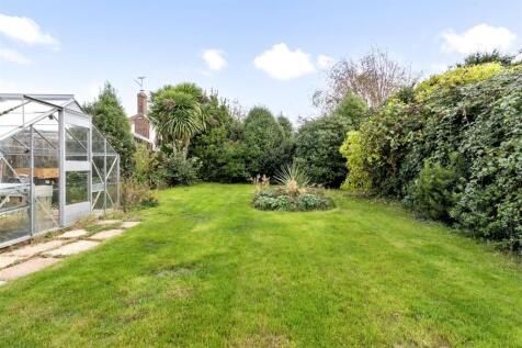 16 Upper West Drive-013.JPG