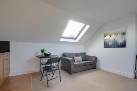 Open Plan Lounge Kitchen