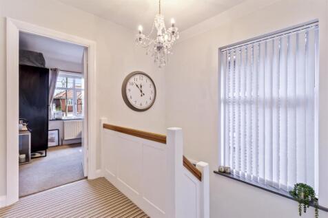 St Marys Close,89-025.JPG