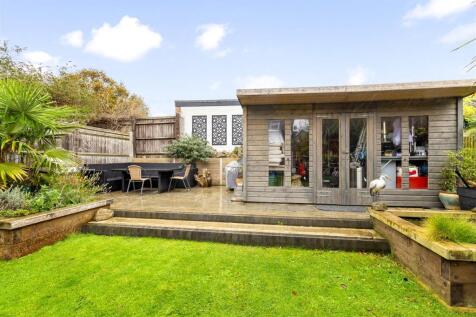 St Marys Close,89-009.JPG