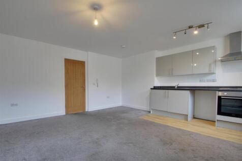 Open Plan Lounge Kitchen