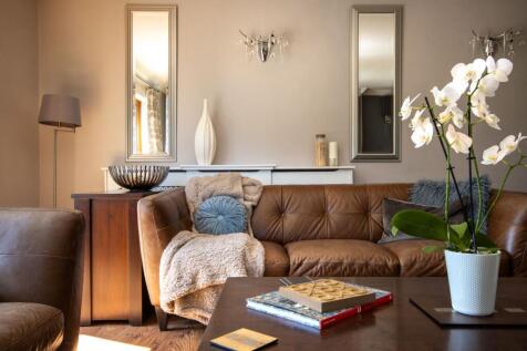 Lounge Style