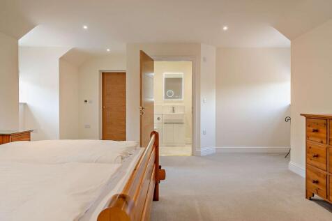 Master Bedroom en suite