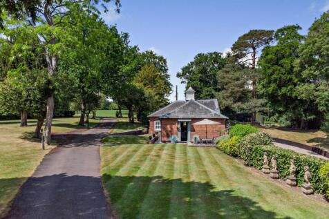 No 2 Coach House