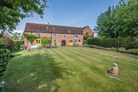 Main Picture Rear elevation
