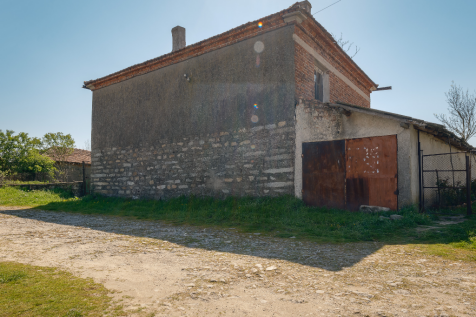 Property Image 4
