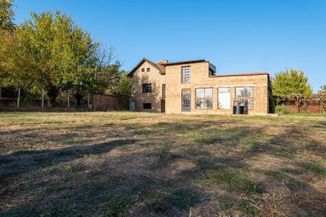 Property Image 80