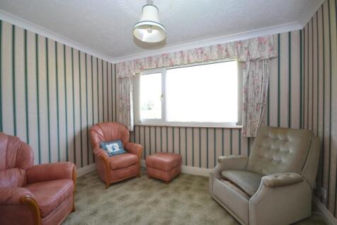 Bedroom 5/Study