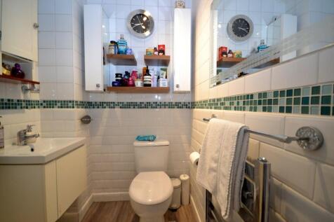 En Suite Shower Room
