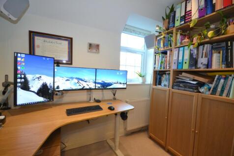 Bedroom 4/Study