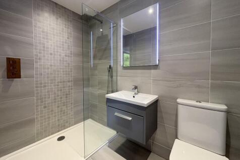 En Suite Shower Room
