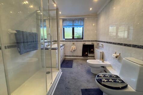 En Suite Shower Room