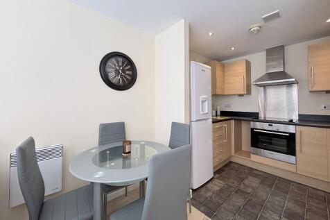 Dining/Kitchen