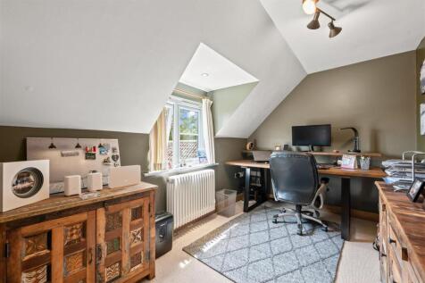 P1611498-Edit.jpg