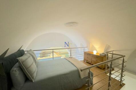 Mezzanine floor