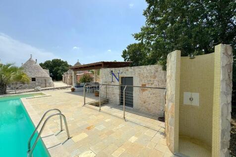 Pool area