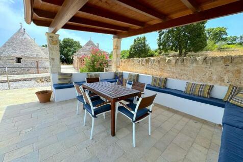 Pool area