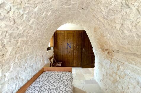 Guest Trullo