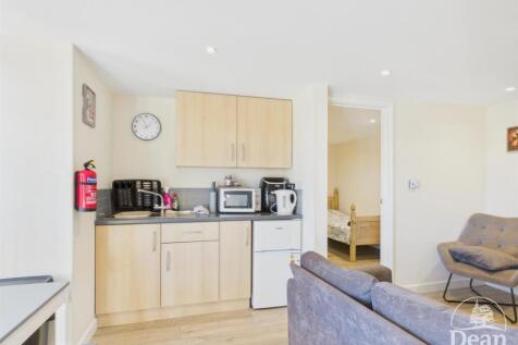 Badgers Sett- Open Living Area