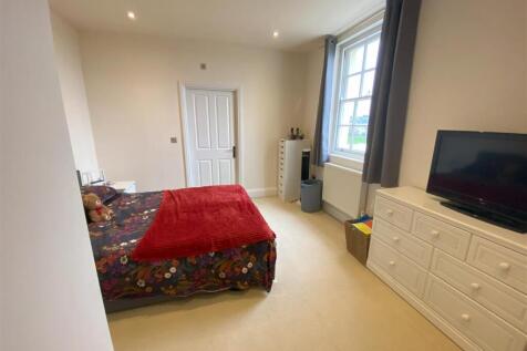 Master Bedroom.jpeg