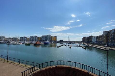 Views of the Main Basin
