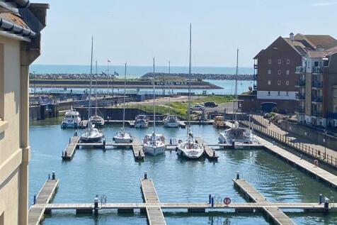 Views of Lock Gates &amp; out to Sea