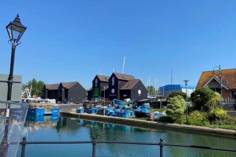 Fisherman Huts