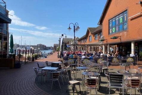 Waterfront amenities