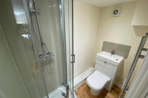 Shower room.jpg