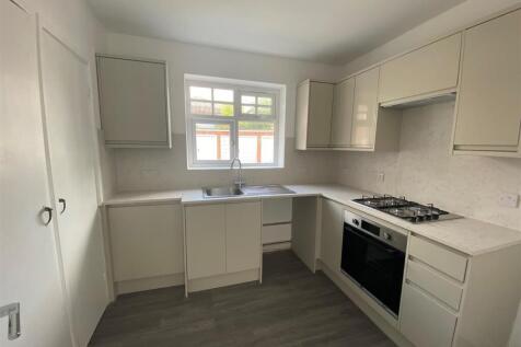 Kitchen (1).jpg
