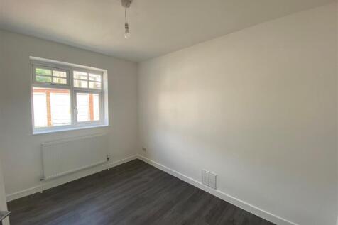 Bedroom two.jpg